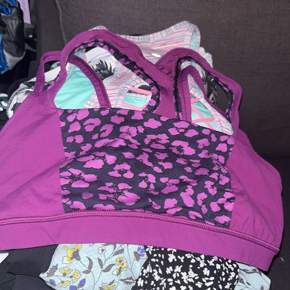 🍋2/$45 Lululemon bras - Picture 1 of 2